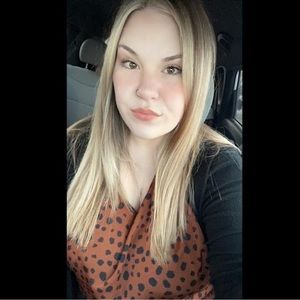 Meet your Posher, Tayler